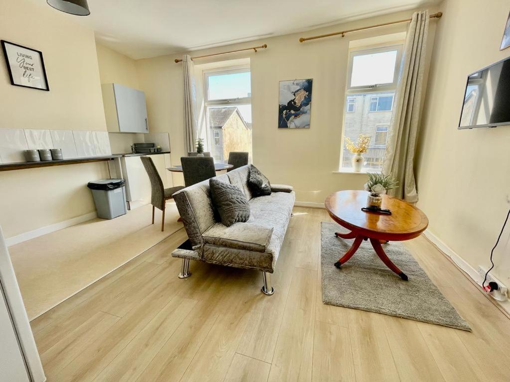 Arise Comfort Apartment - Clarendon Road Blackpool City Centre Buitenkant foto